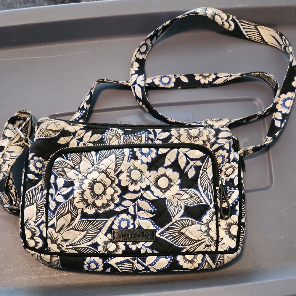 Vera Bradley - Snow Lotus Crossbody Bag